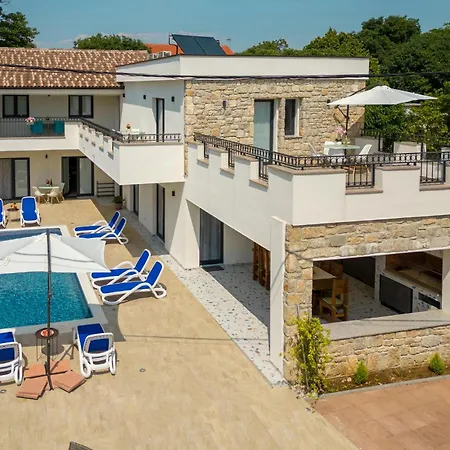 Amazing In Rastane Gornje Gorica (Zadar)