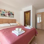 Amazing In Rastane Gornje Gorica (Zadar)