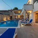 Stunning In Rastane Gornje Gorica (Zadar)