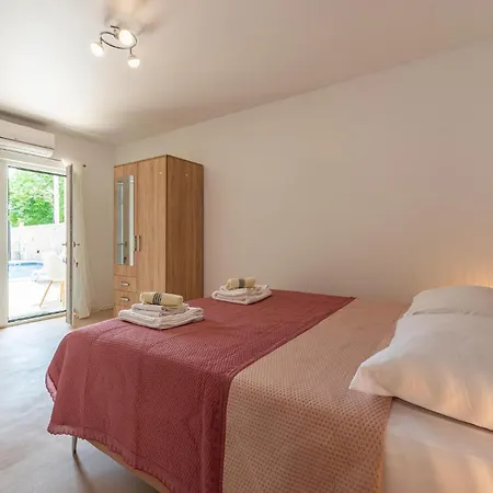 Stunning In Rastane Gornje Casa vacanze Gorica (Zadar)